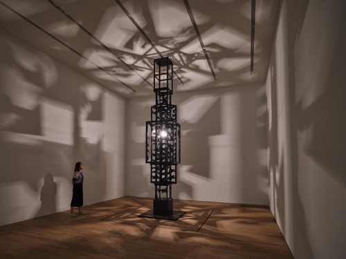 Wit Pimkanchanapong, ”Not Quite A Total Eclipse“ (2009). 